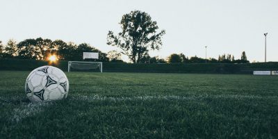 FinCompare im Siegerteam des Fußballturniers