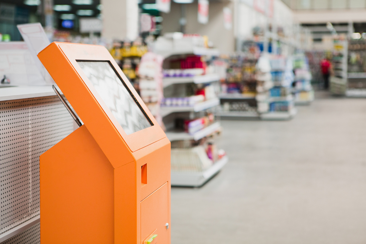 Self-Service Kiosksystem Smart Stores als moderner stationärer Hand