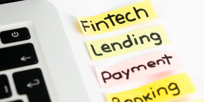 FinTechs bieten alternative Finanzierungslösungen für Unternehmen und revolutionieren das Banking.