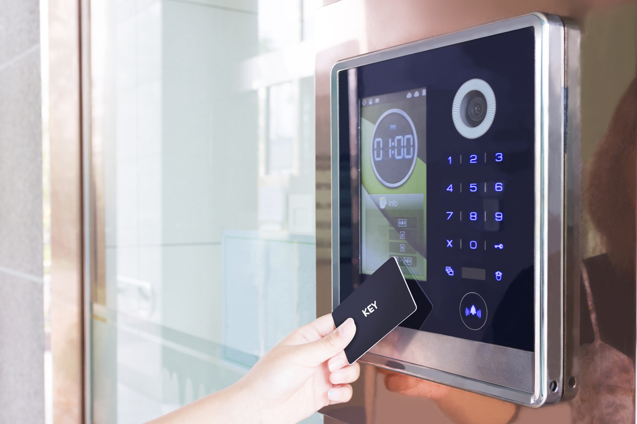 Smart Building Das Internet of Things verbindet diverse Gebäudetechnik und sorgt für energieeffiziente Gebäude.