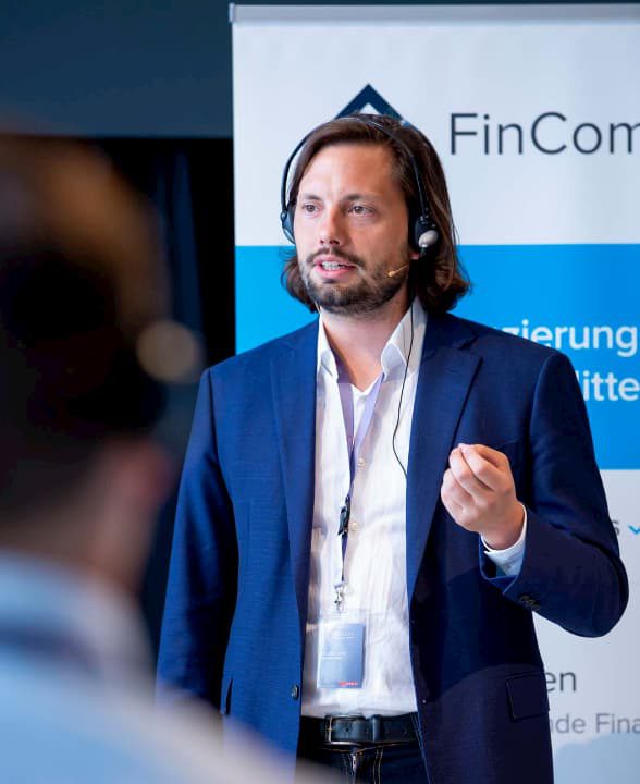 CEO fincompare stephan heller