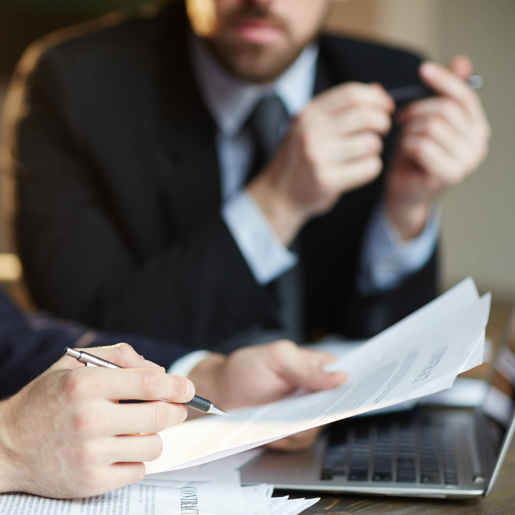 Finanzierungsangebote Dienstleistungsgewerbe spricht über Kreditangebot Finanzierungsangebote Dienstleistungsgewerbe spricht über Kreditangebot