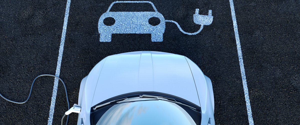 Electric Car Charging Elektrofahrauto als Firmenwagen